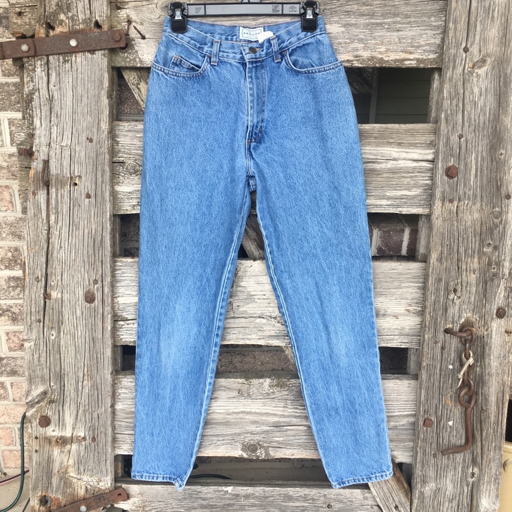 Vintage High Waist Mom Jeans